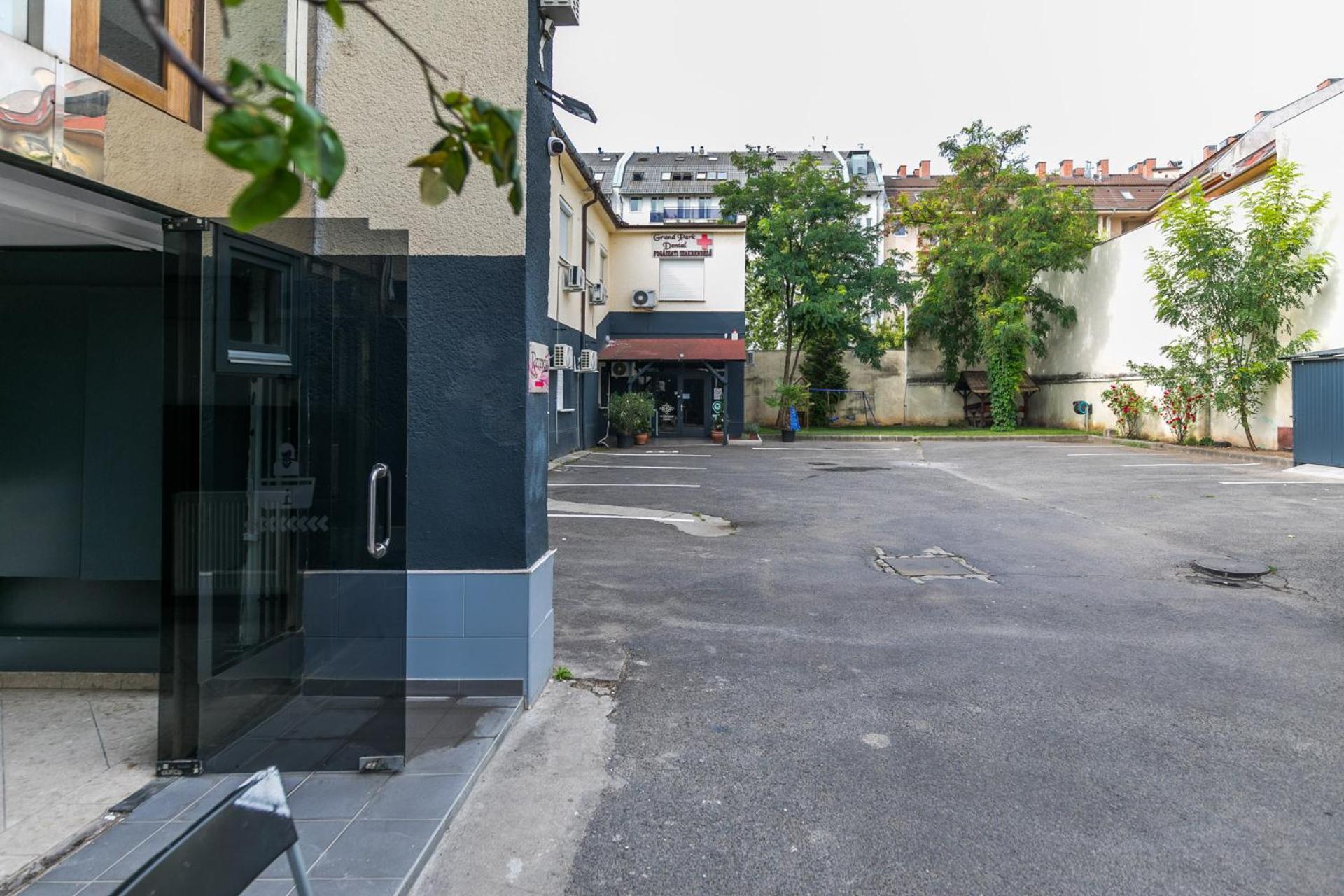 Mariposa Apartments Budapeste Exterior foto